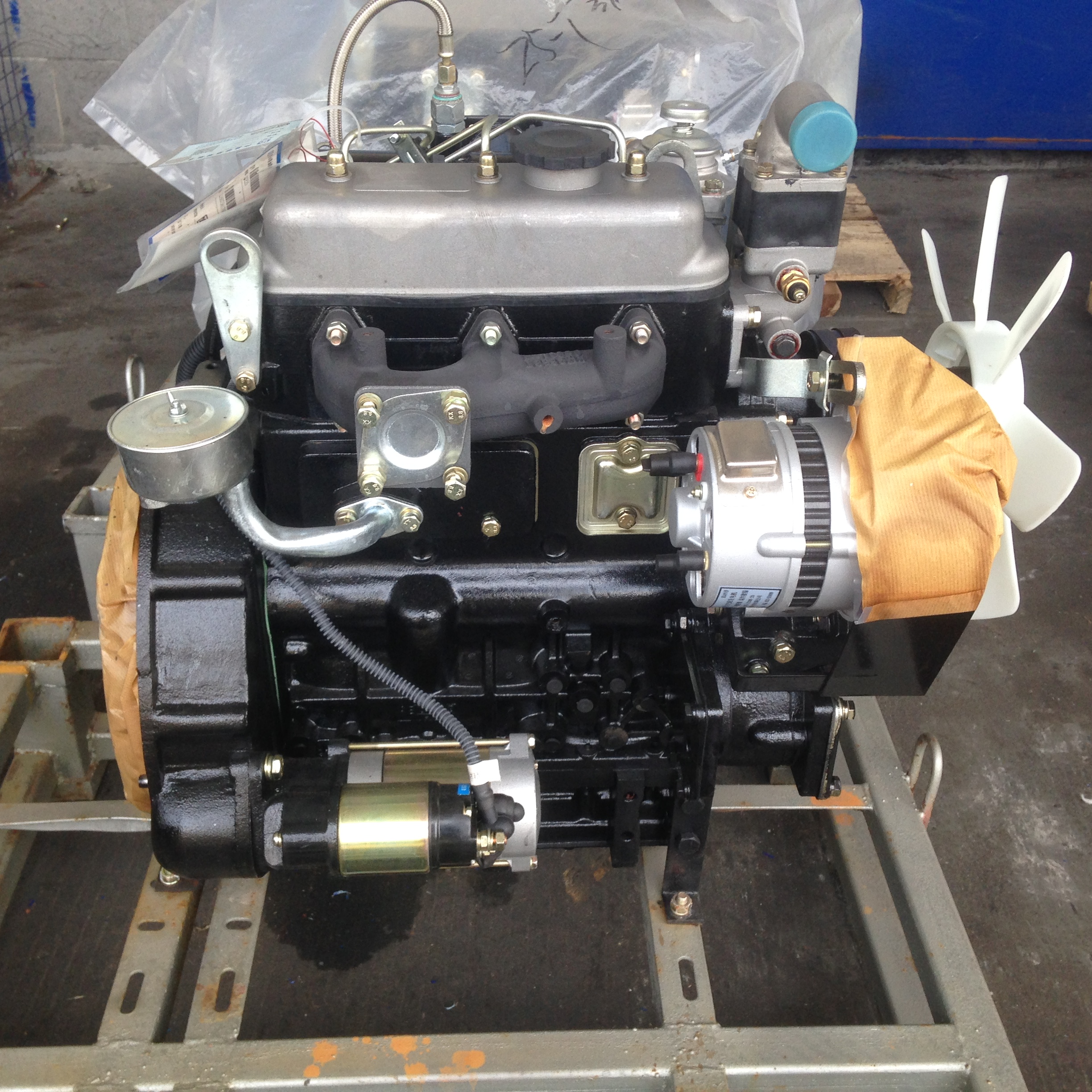 Engine-4L22T