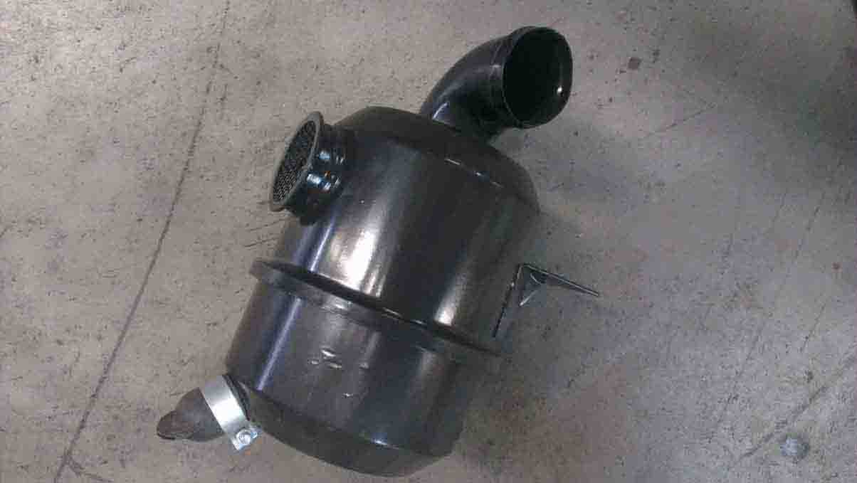 TY395.11.010A Air cleaner installation assy